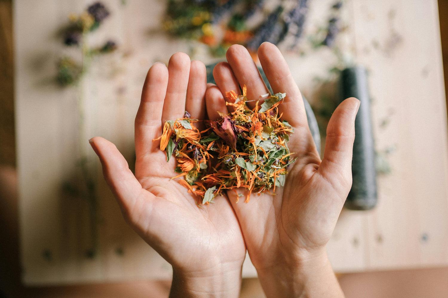 SHOP ALL HERBS, HERBAL POWDERS & TINCTURES